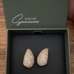 Jewels by Sunaina cubic zirconia pavé teardrop stud earrings